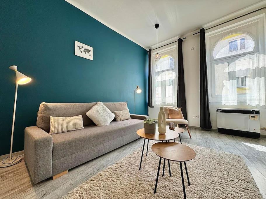 Lujza - Modern Apartamento *