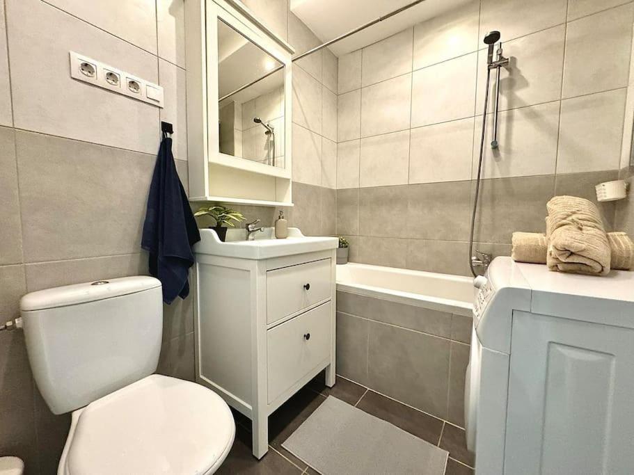 Lujza - Modern Apartamento *